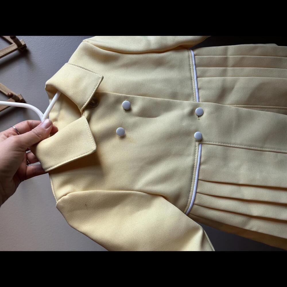Vintage Freeway Fashions Yellow Pleated Coat for Kids - Picture 3 of 5